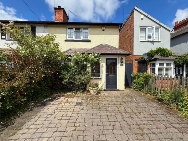 Station Road, Wythall