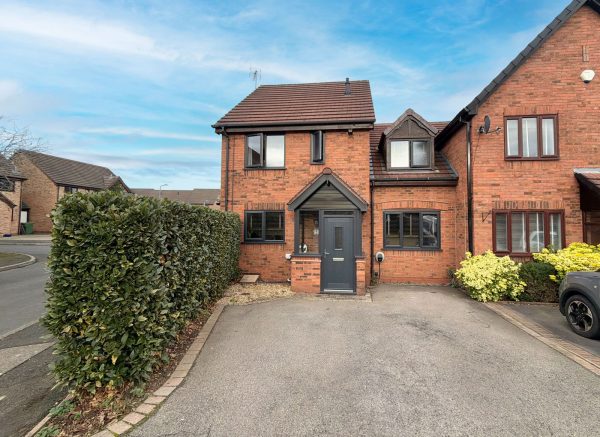 Cherry Walk, Hollywood