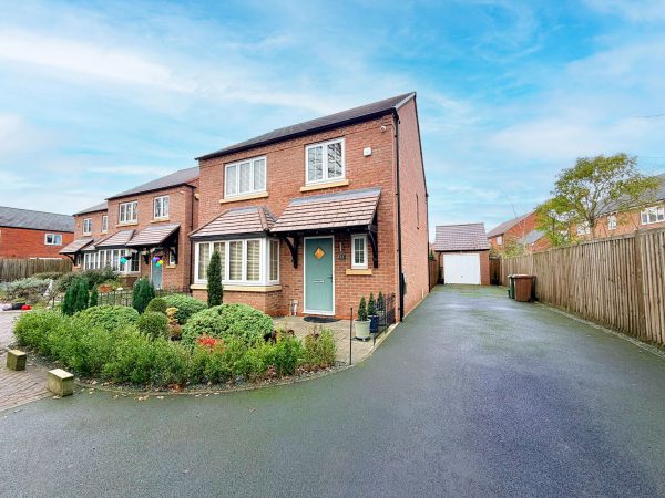 Acer Drive, Tidbury Green