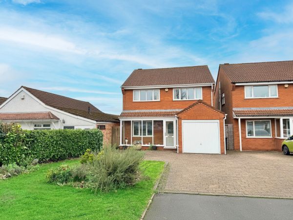 Truemans Heath Lane, Hollywood